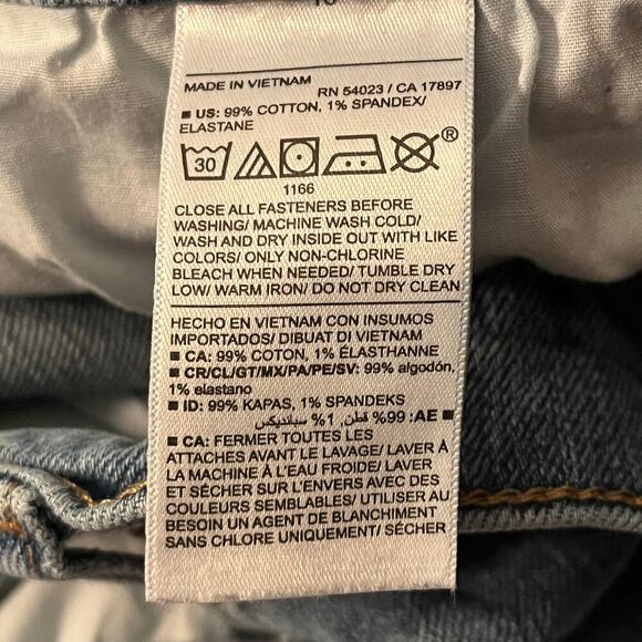 Old Navy Mid Rise Boyfriend Jeans Women’s Size 18 Kacee Wash Raw Hem Stretch - Picture 6 of 8